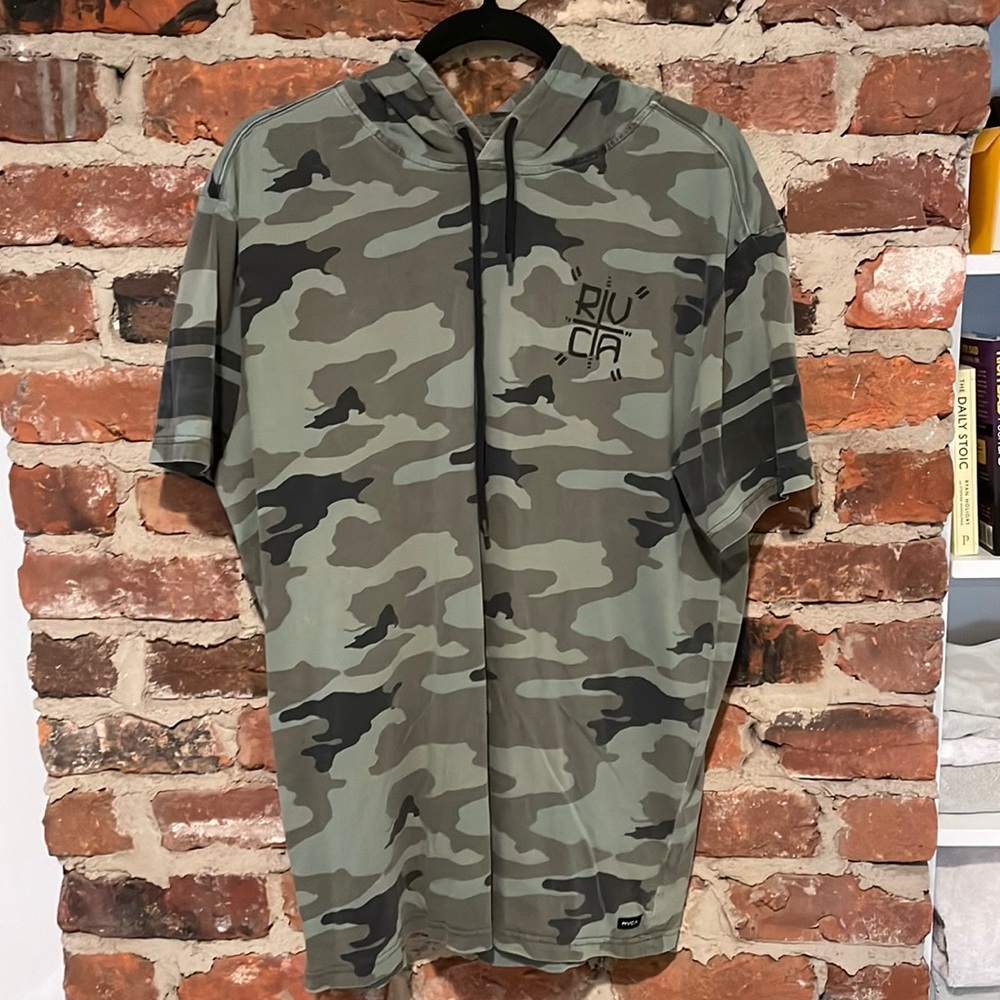 RVCA Short Sleeve T-Shirt Hoodie